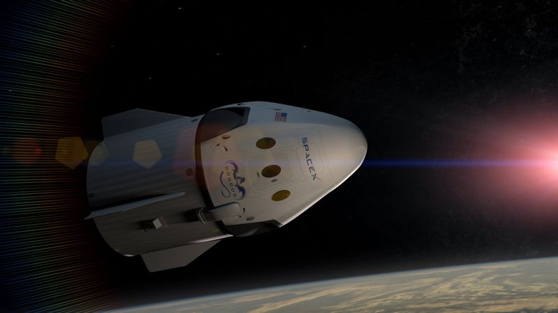 Космический корабль Dragon V2